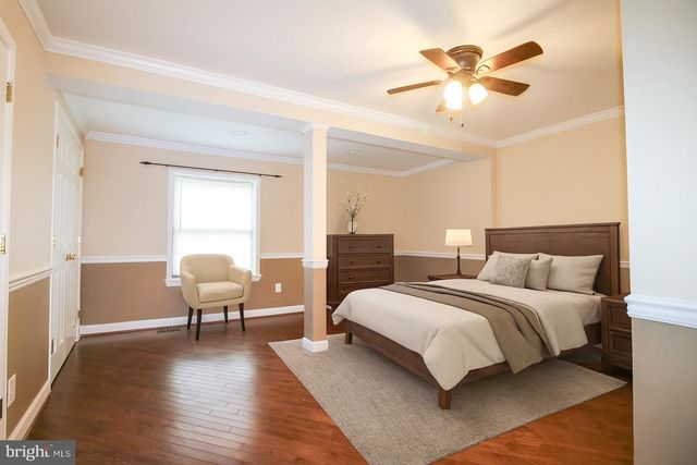1037 DOCKSER DR, Crownsville, MD 21032