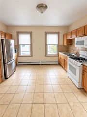 66 Goddard Street 3, Providence, RI 02908
