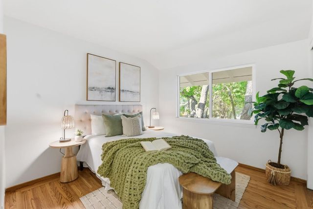 2157 Harkins Avenue, Menlo Park, CA 94025