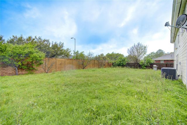 9351 Royal Way, Houston, TX 77083