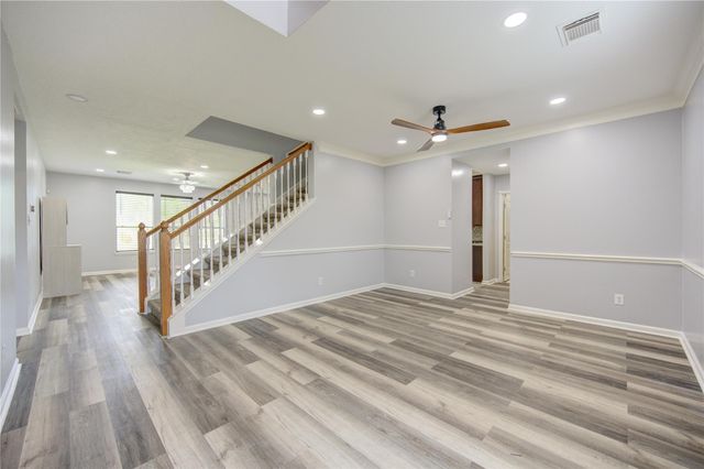 9351 Royal Way, Houston, TX 77083