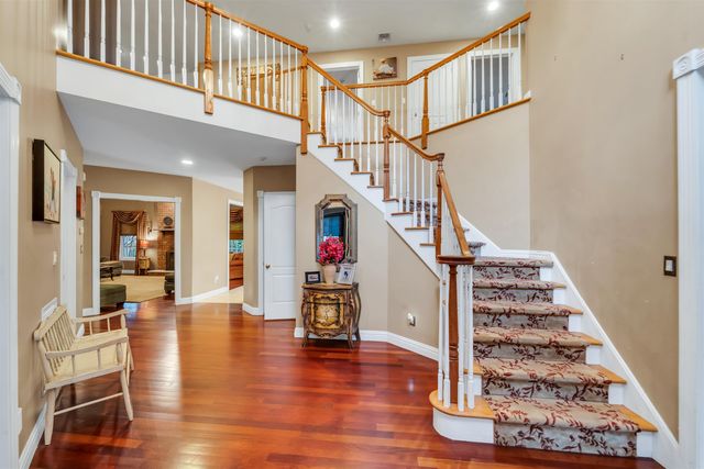 136 TAPPAN RD, Old Tappan, NJ 07648
