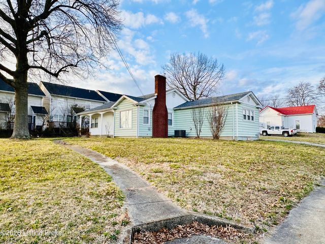 303 W Market St, Leitchfield, KY 42754