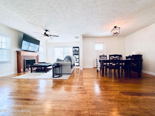 303 W Market St, Leitchfield, KY 42754