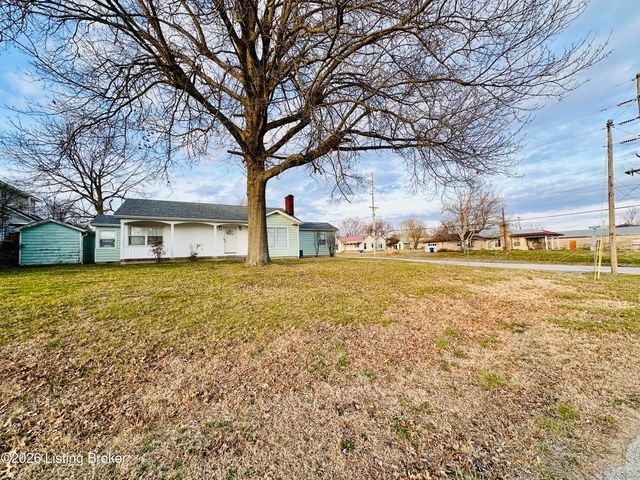 303 W Market St, Leitchfield, KY 42754