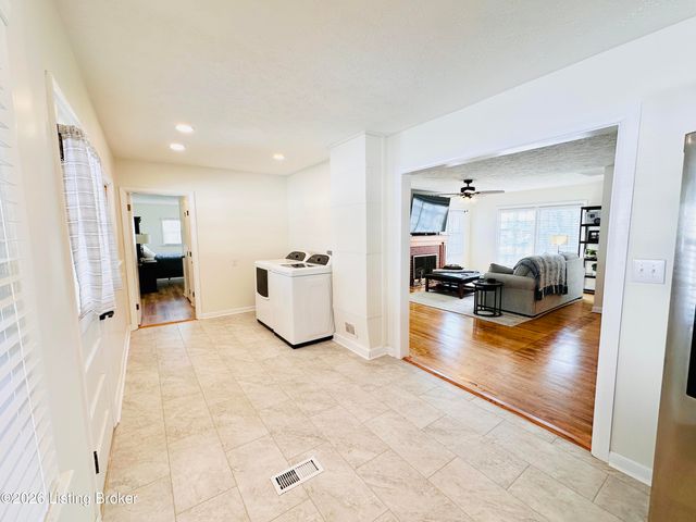 303 W Market St, Leitchfield, KY 42754