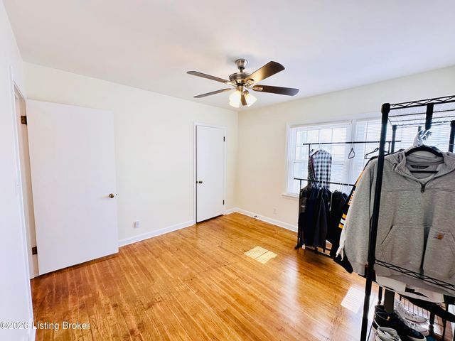 303 W Market St, Leitchfield, KY 42754