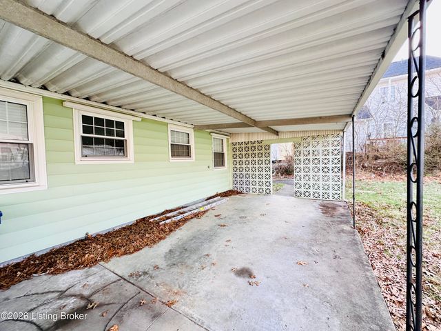 303 W Market St, Leitchfield, KY 42754