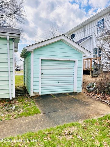 303 W Market St, Leitchfield, KY 42754