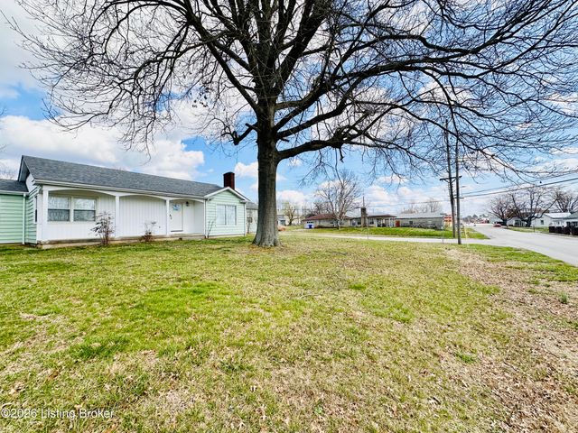 303 W Market St, Leitchfield, KY 42754