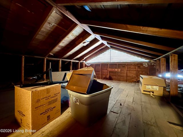 303 W Market St, Leitchfield, KY 42754