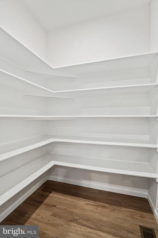 Image 17 of property listing at 88 CATALPA DR, North East, MD 21901