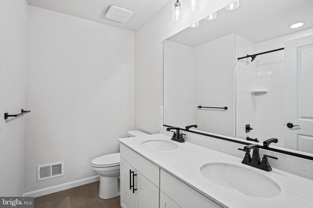 Image 29 of property listing at 88 CATALPA DR, North East, MD 21901