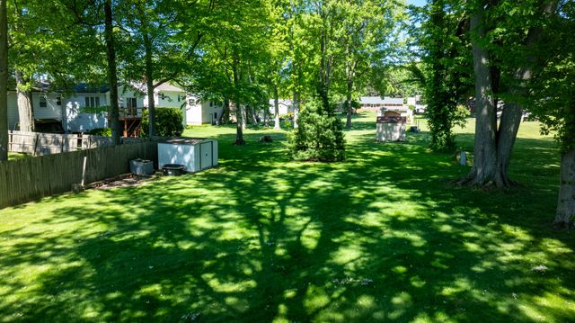2901 PRESTA Court, Erie, PA 16506