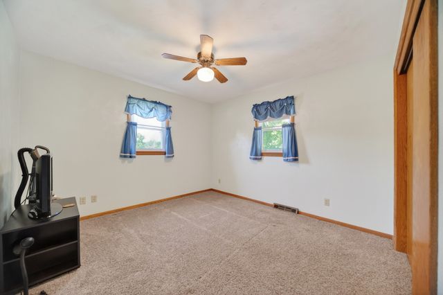 2901 PRESTA Court, Erie, PA 16506