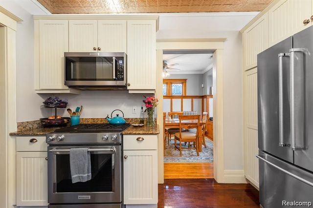 700 PRINCETON Road, Berkley, MI 48072