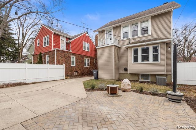 700 PRINCETON Road, Berkley, MI 48072