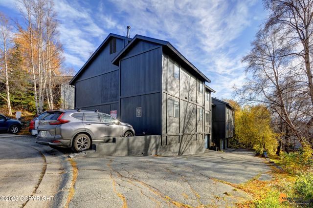 6631 Weimer Drive, #F, Anchorage, AK 99502