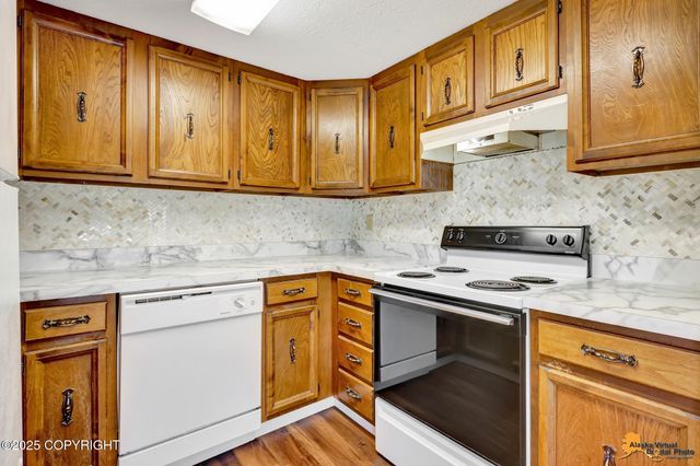 6631 Weimer Drive, #F, Anchorage, AK 99502