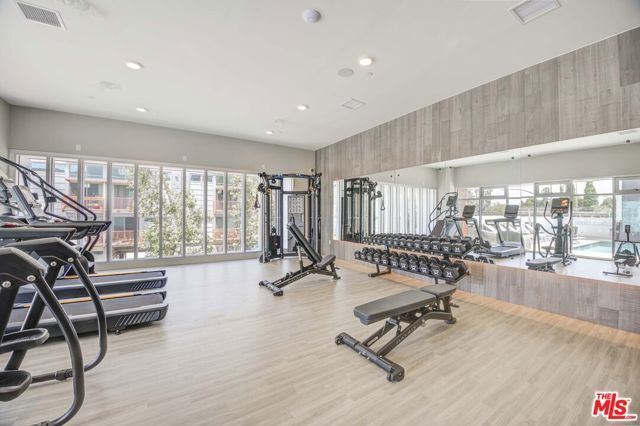 160 S Ventura Avenue 160-401, Ventura, CA 93001