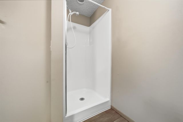 6808 W O'Neil, Wichita, KS 67212