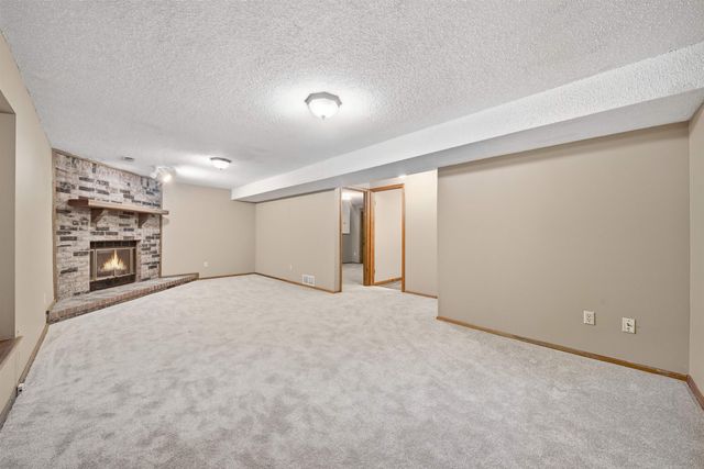 6808 W O'Neil, Wichita, KS 67212