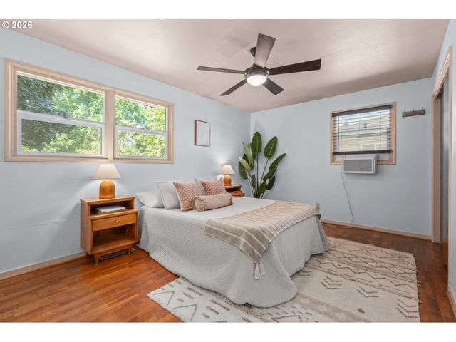 880 HUGHES St, Eugene, OR 97402