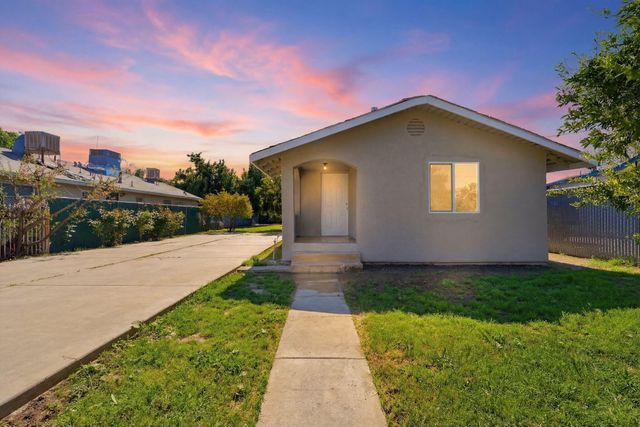 12557 Avenue 406, Cutler, CA 93615