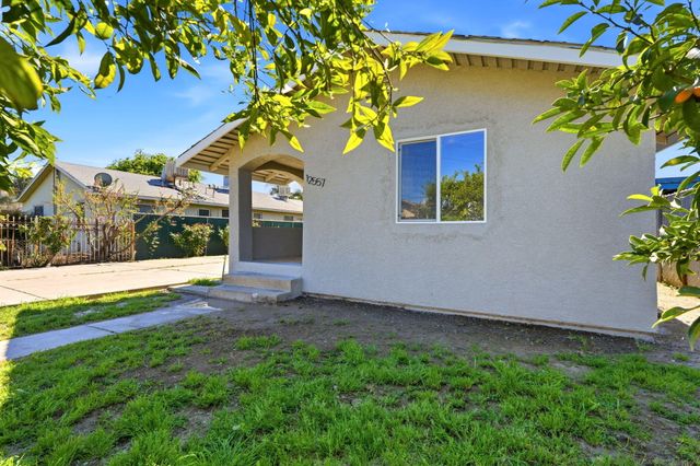 12557 Avenue 406, Cutler, CA 93615