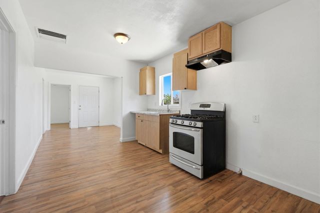 12557 Avenue 406, Cutler, CA 93615