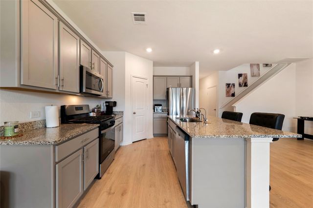 2428 Hackamore DR, Leander, TX 78641