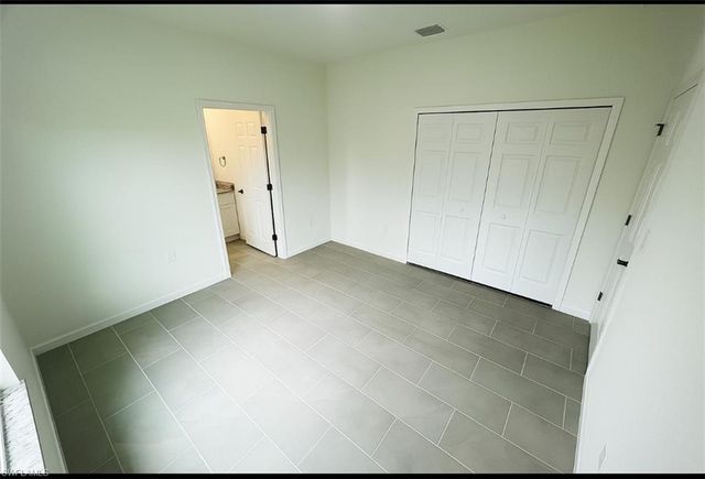 4105 19th ST SW, Lehigh Acres, FL 33976