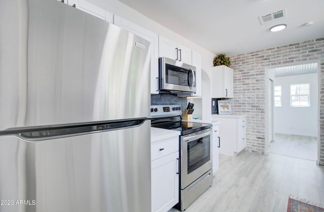 258 S SUTHERLAND Street, Globe, AZ 85501