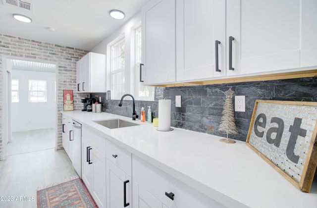 258 S SUTHERLAND Street, Globe, AZ 85501