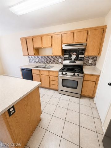3114 Meadow Flower Avenue, North Las Vegas, NV 89031