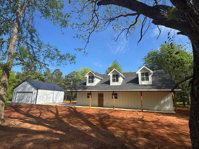 21070 C R 4147, Lindale, TX 75771