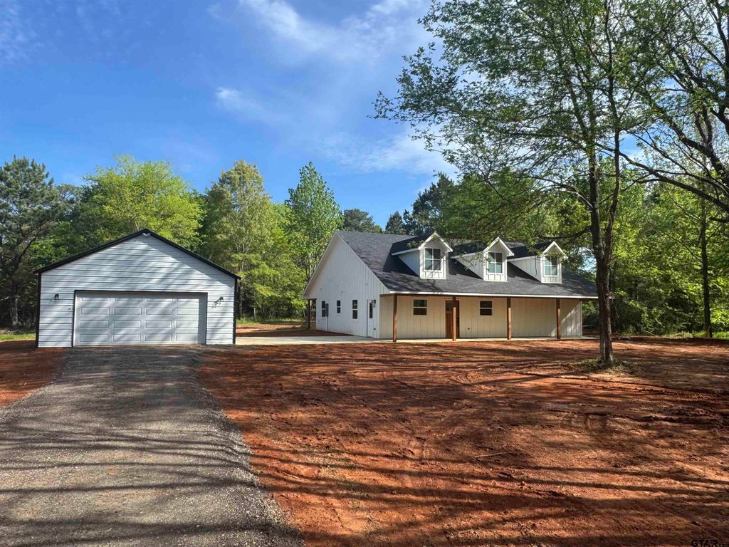 21070 C R 4147, Lindale, TX 75771