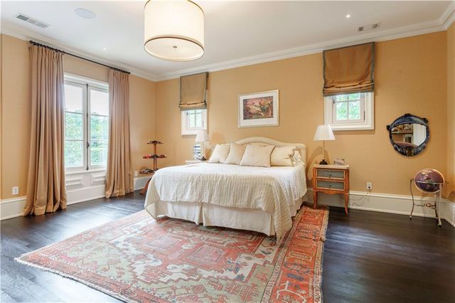 225 W Paces Ferry Road NW, Atlanta, GA 30305