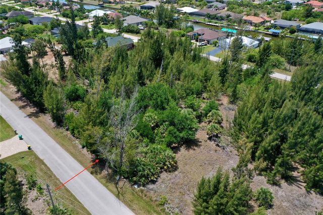 8409 ANTWERP CIRCLE, Port Charlotte, FL 33981