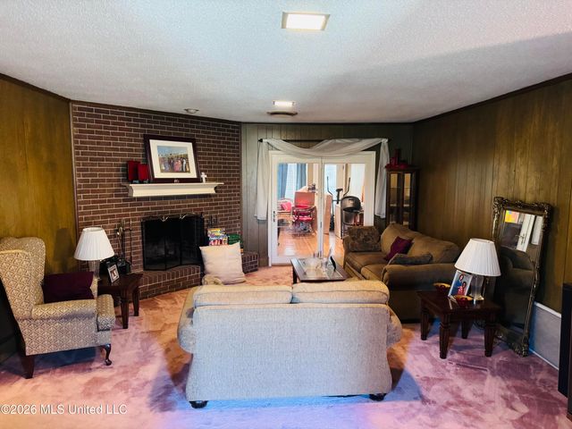 1225 Dardanelle Drive, Jackson, MS 39204