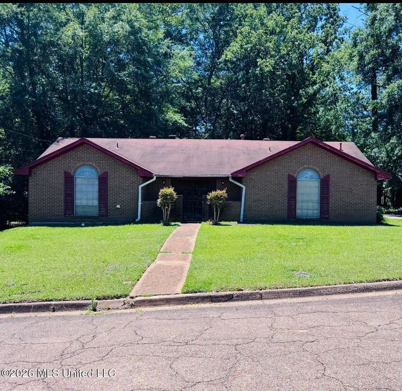 1225 Dardanelle Drive, Jackson, MS 39204