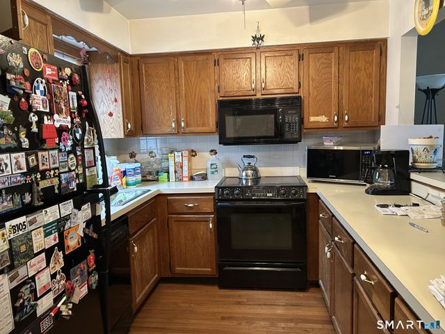 14 Valley Drive 14, New Milford, CT 06776