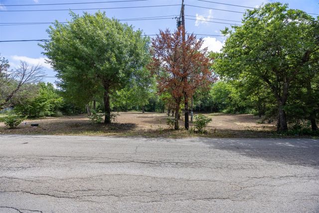 420 County Road 1021, Burleson, TX 76028