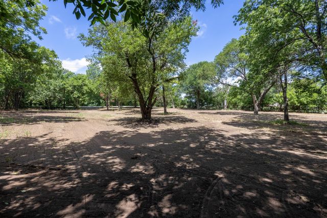 420 County Road 1021, Burleson, TX 76028
