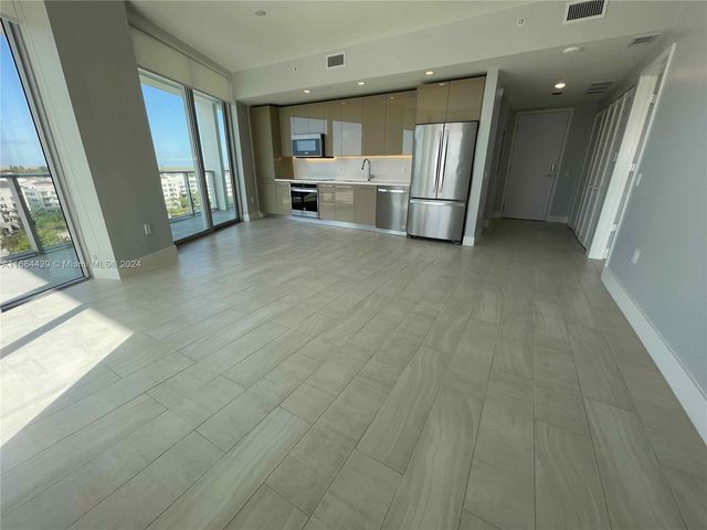 2000 Metropica Way 804, Sunrise, FL 33323