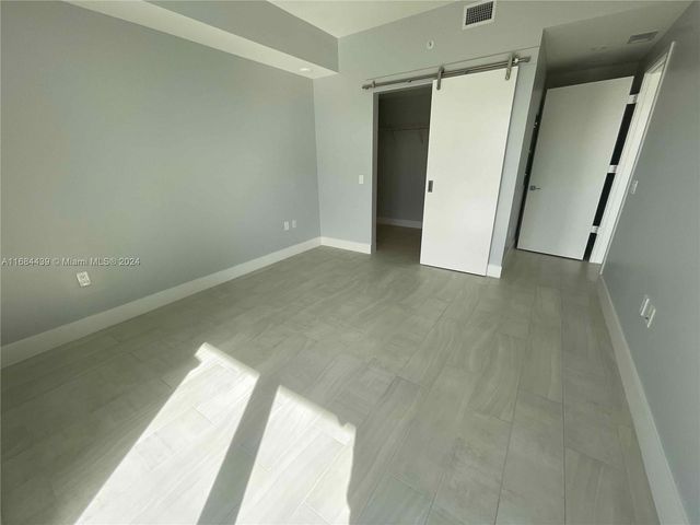 2000 Metropica Way 804, Sunrise, FL 33323