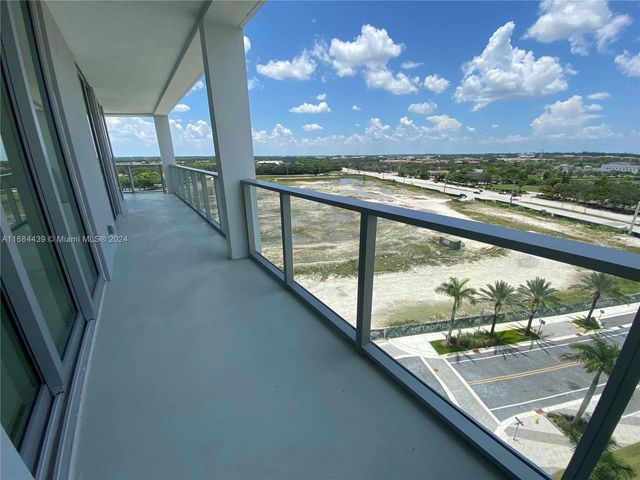 2000 Metropica Way 804, Sunrise, FL 33323
