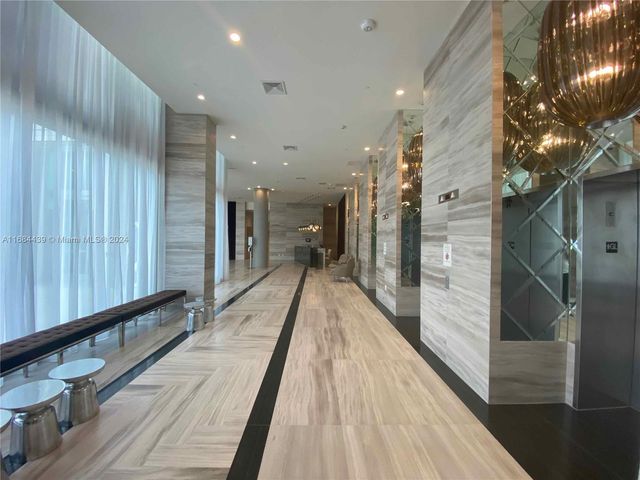 2000 Metropica Way 804, Sunrise, FL 33323