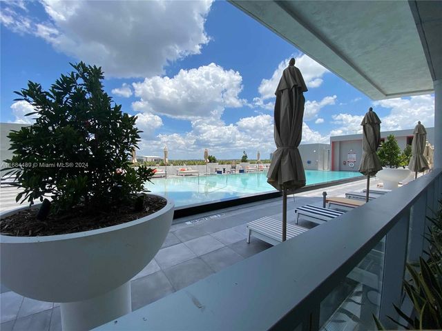 2000 Metropica Way 804, Sunrise, FL 33323