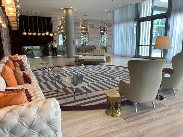 2000 Metropica Way 804, Sunrise, FL 33323